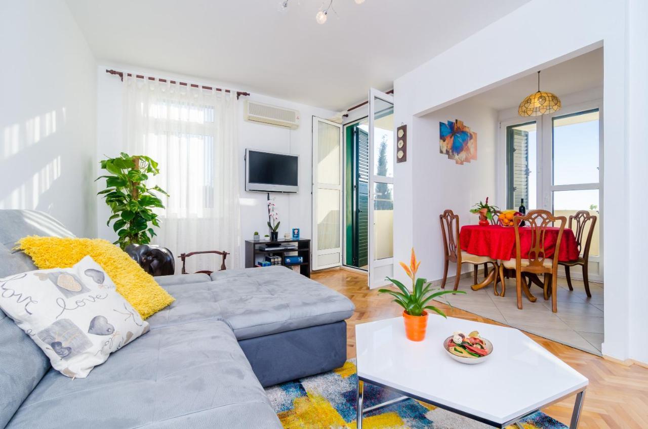 Sun City Apartment Дубровник Экстерьер фото