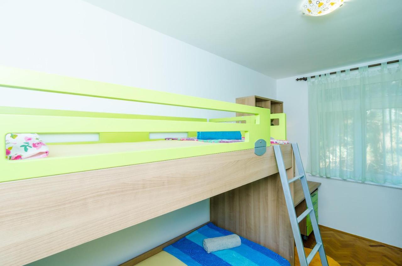 Sun City Apartment Дубровник Экстерьер фото